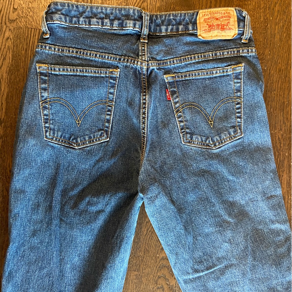 Levi’s boot cut medium wash jeans // cut off